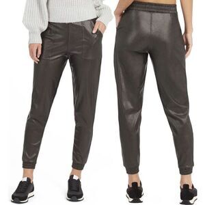 Spanx Joggers‎ Black Faux Leather Like Pockets Elastic Waist Pants